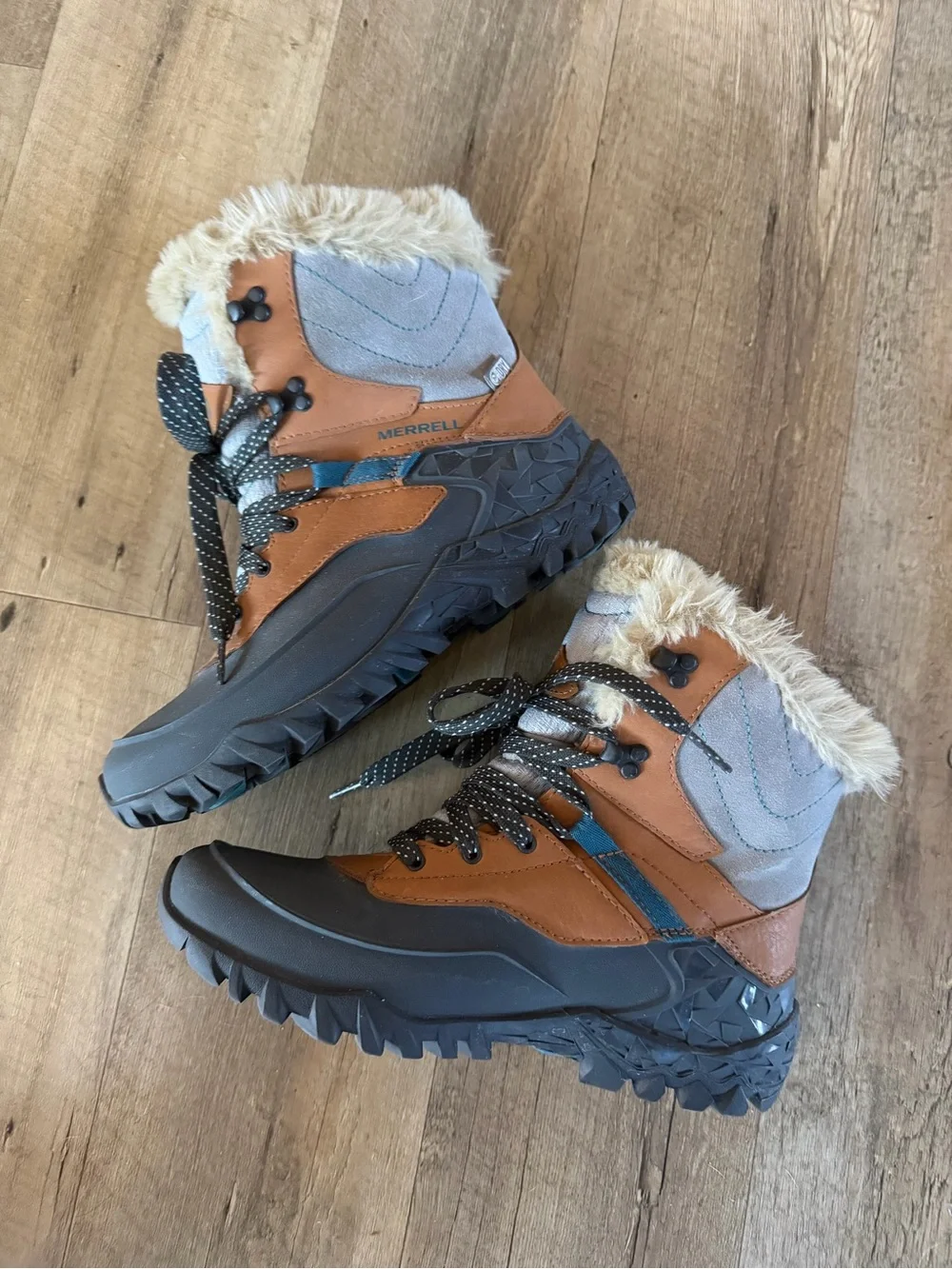 Merrell Women's Fluorecein Shell 6 Waterproof Winter Boot | Brown Sugar